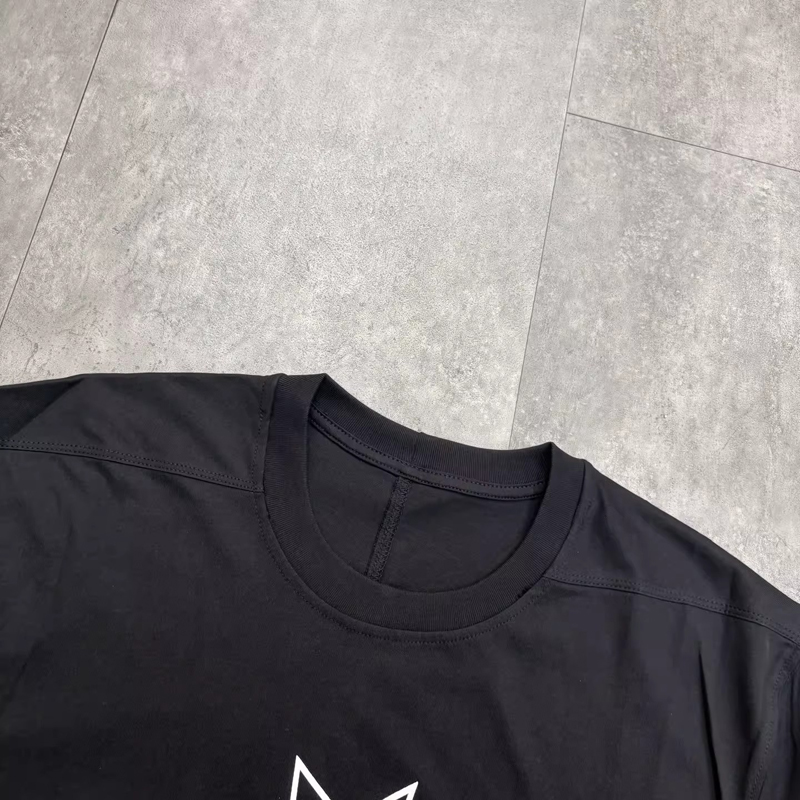 오버사이즈 블랙 RO 스타일 화이트 스타 프린트 티셔츠 - Longline Tee Oversized 리뷰 및 가격